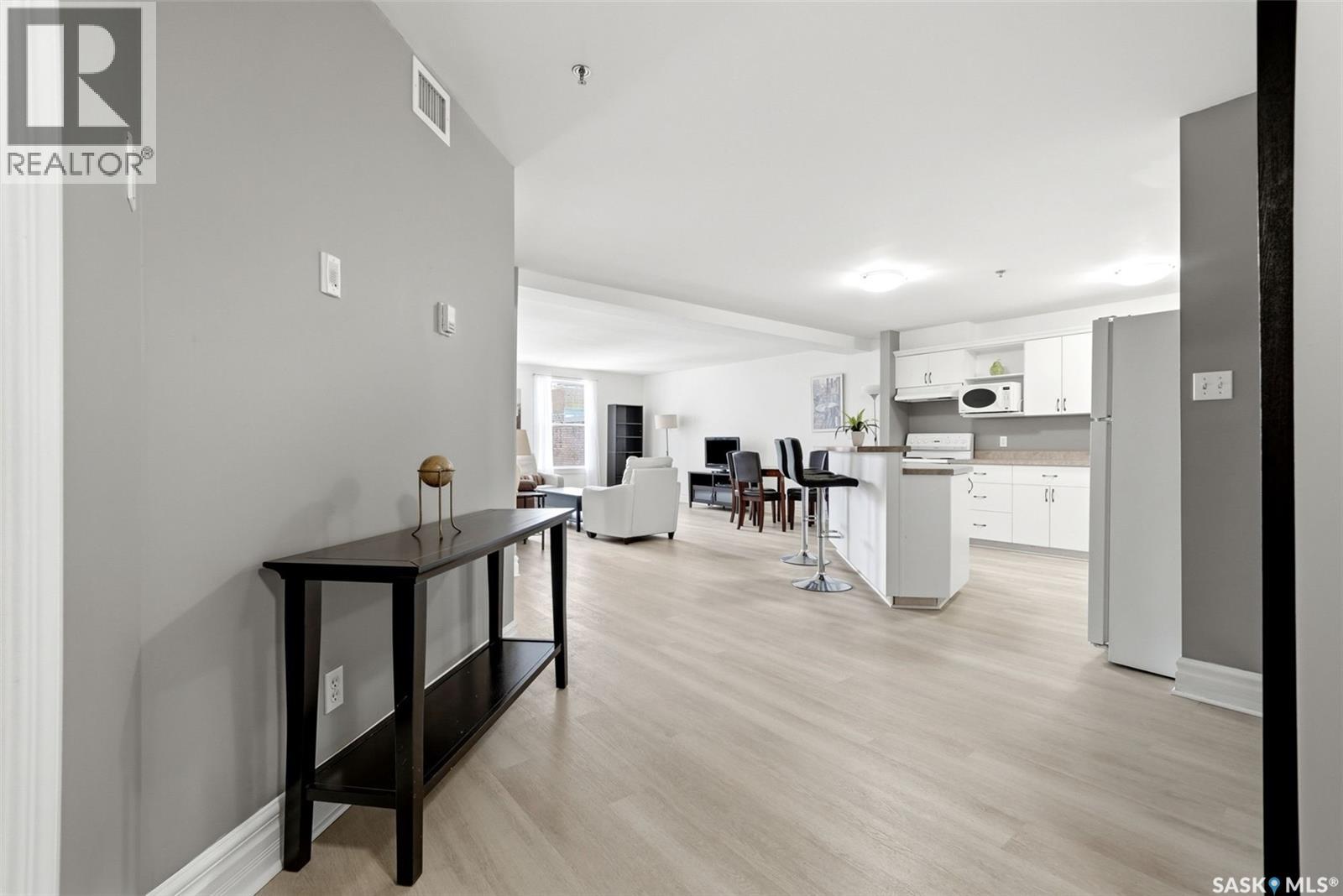 #403 1839 Scarth STREET - Image 5