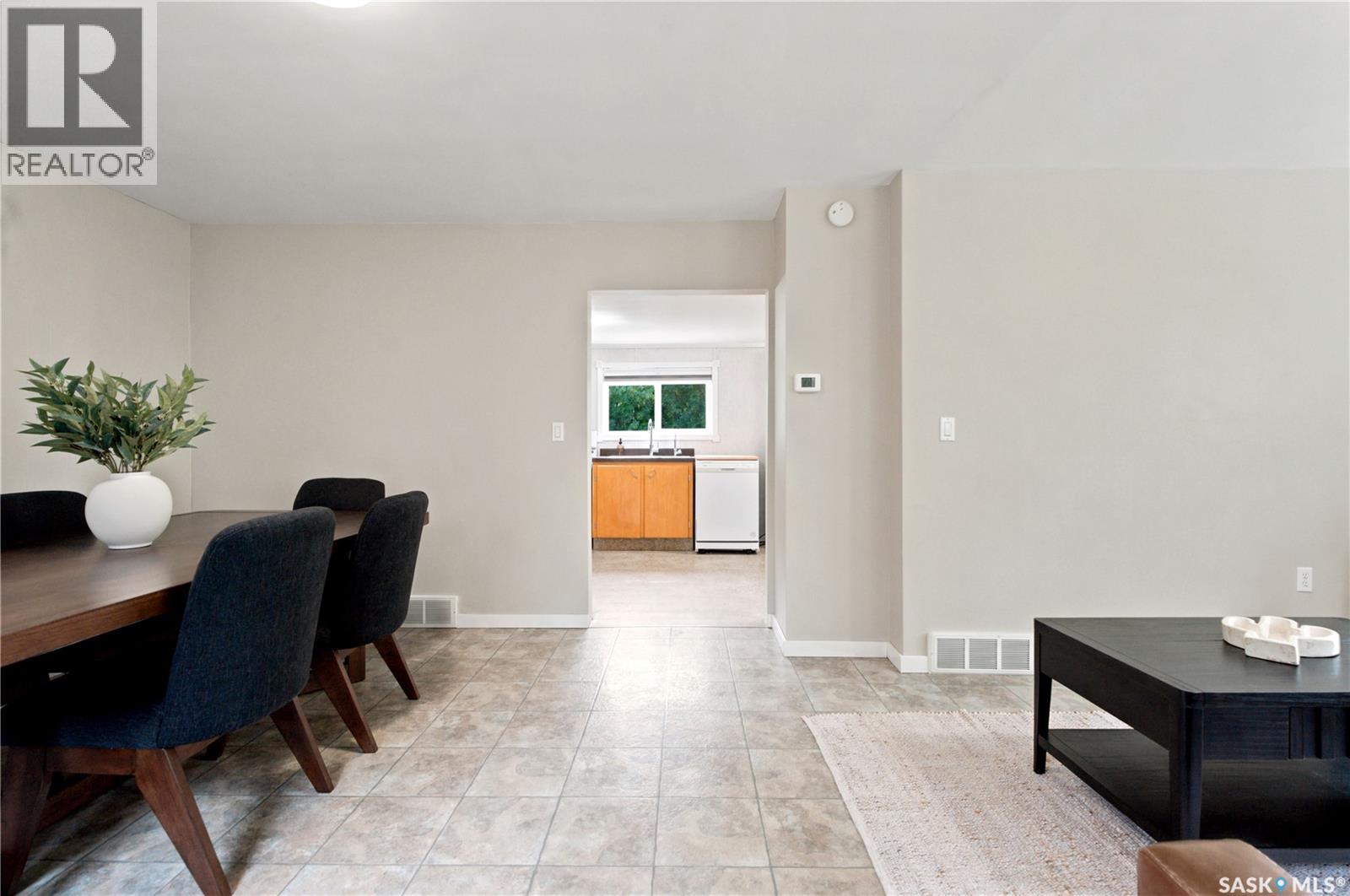 100 Railway AVENUE S - 10