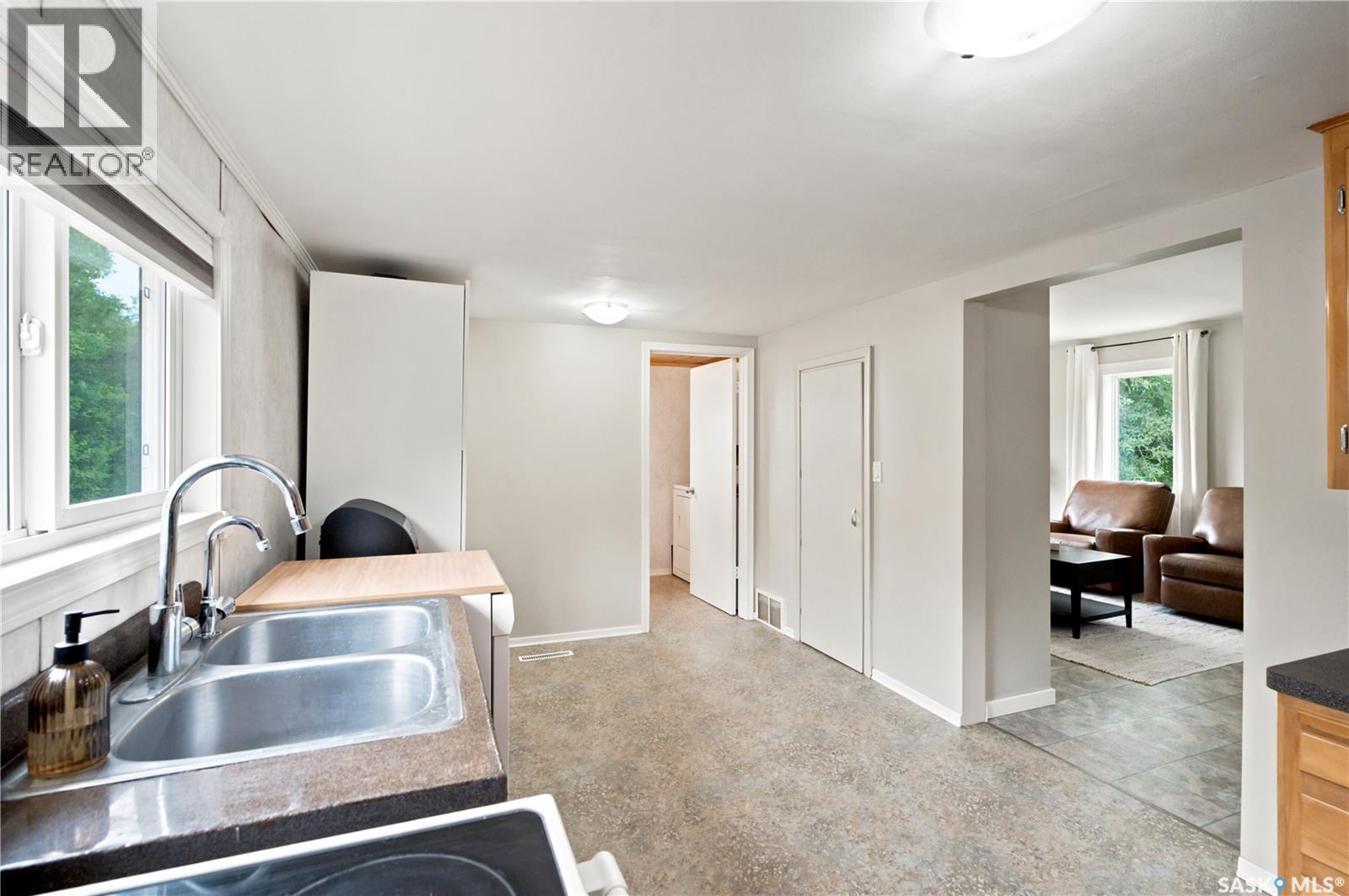 100 Railway AVENUE S - Image 21