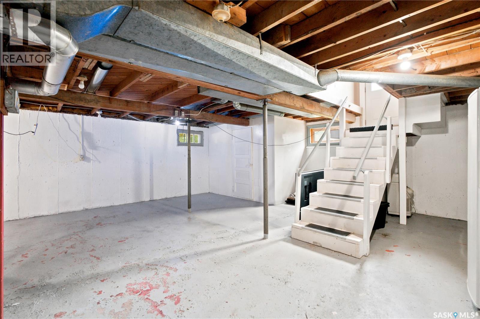 100 Railway AVENUE S - 28