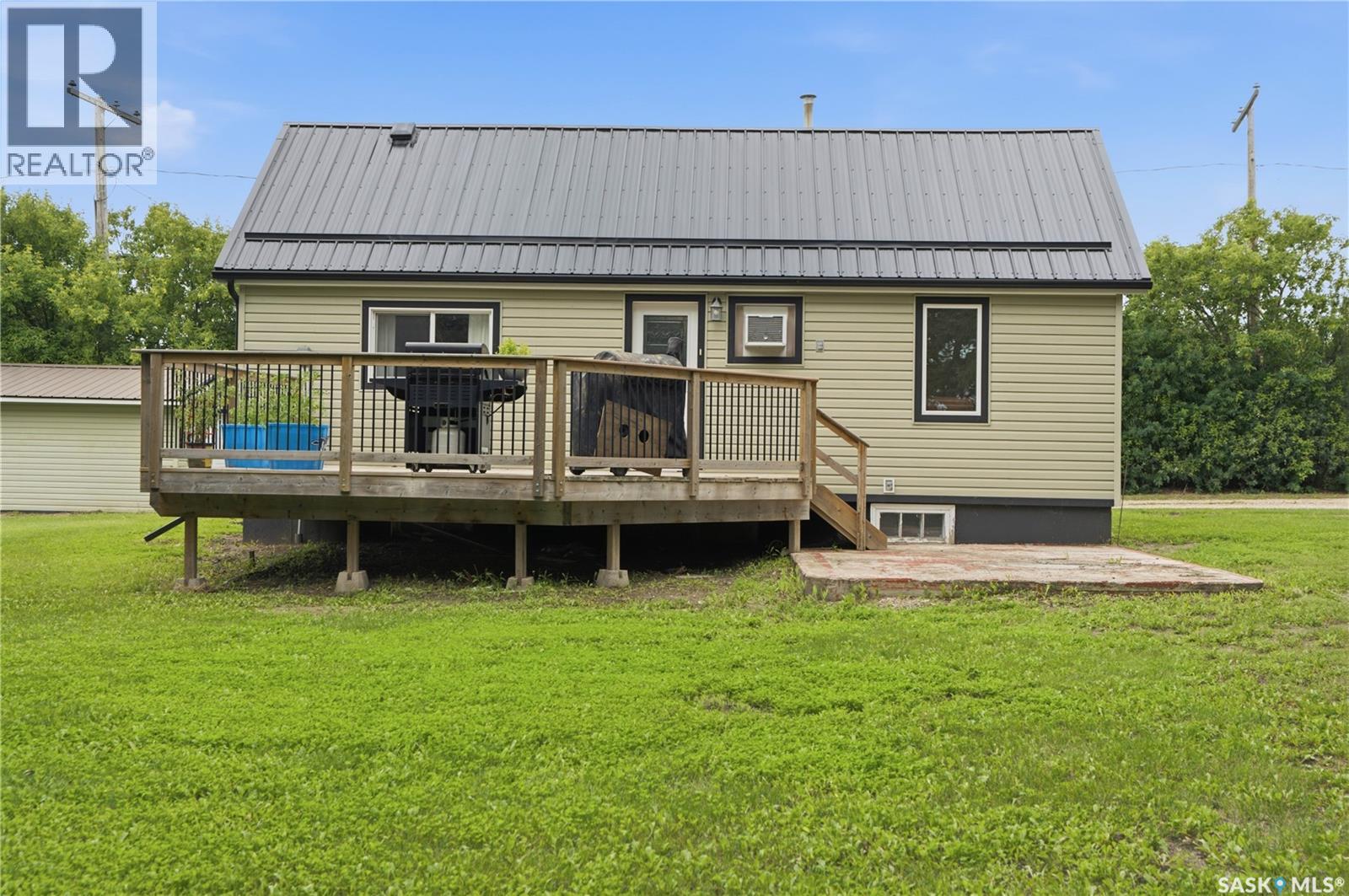 100 Railway AVENUE S - 36