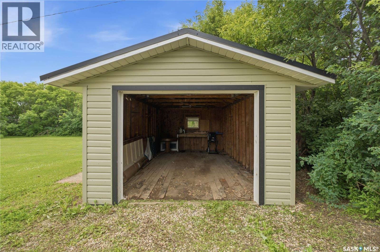 100 Railway AVENUE S - 42