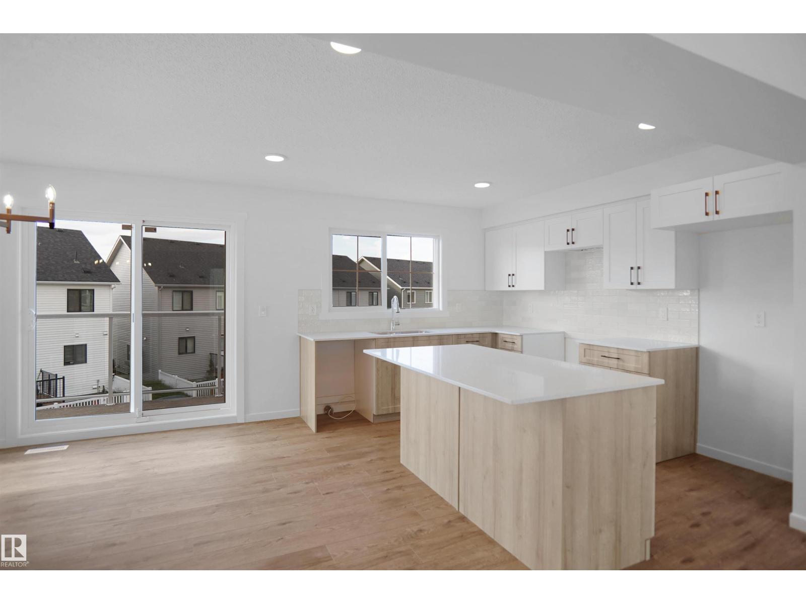 #61 525 SECORD BV NW - 9
