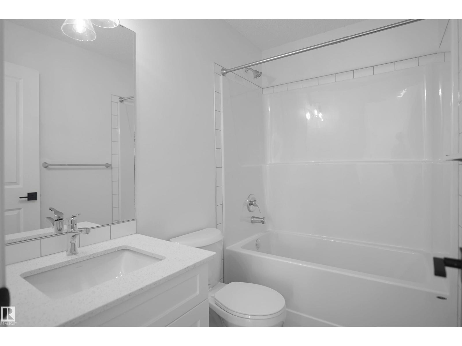 #61 525 SECORD BV NW - 21