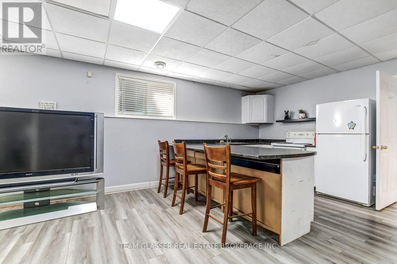 23999 MAYFAIR ROAD - 26