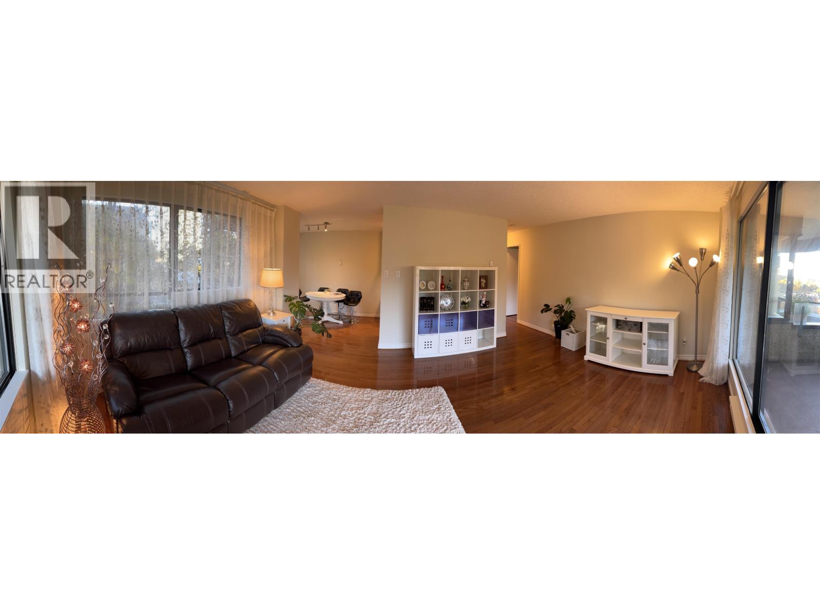 402 1026 QUEENS AVENUE, New Westminster