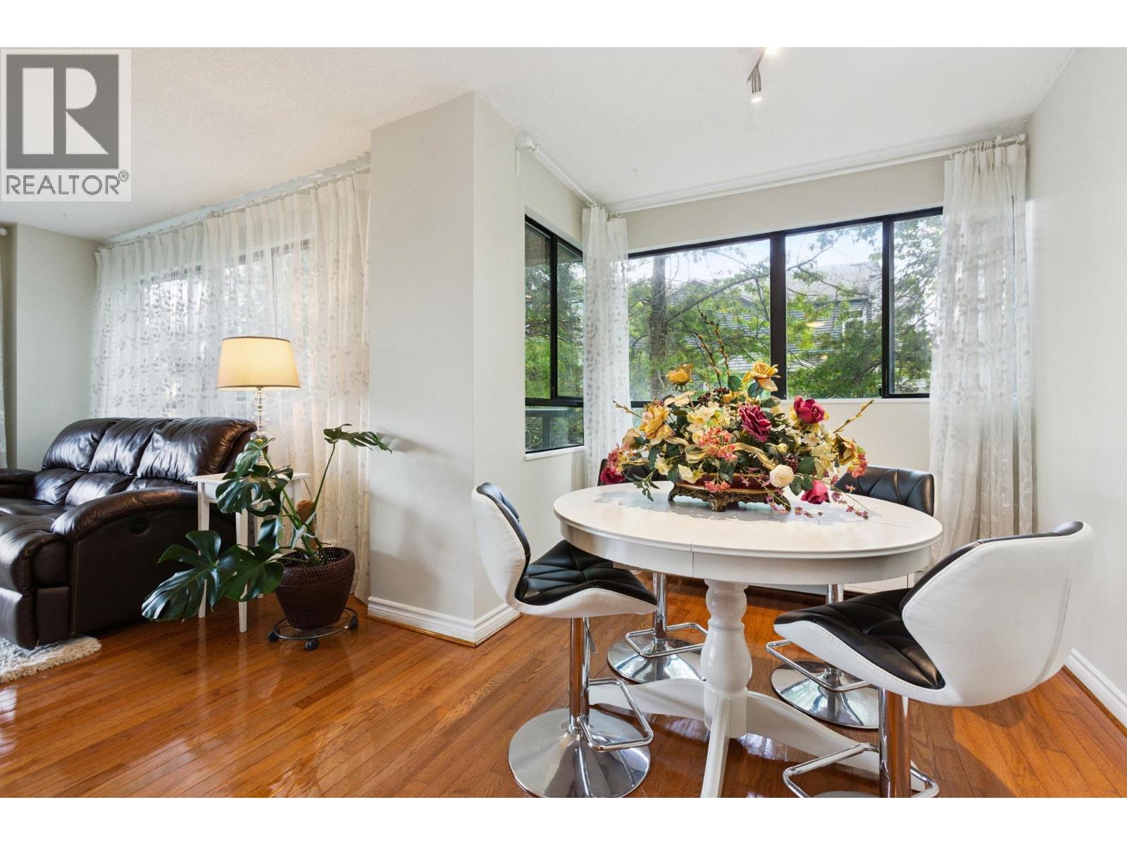 402 1026 QUEENS AVENUE, New Westminster