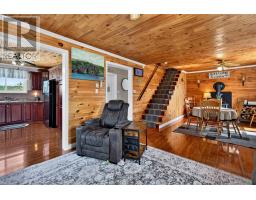20 Hells Hill Pond Road thumbnail 17