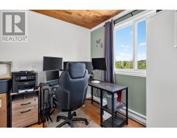20 Hells Hill Pond Road thumbnail 28
