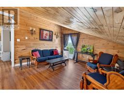 20 Hells Hill Pond Road thumbnail 31