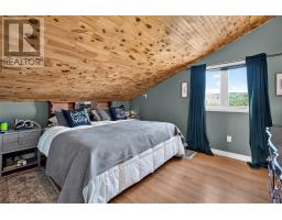 20 Hells Hill Pond Road thumbnail 34