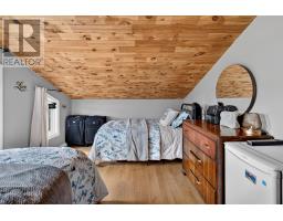 20 Hells Hill Pond Road thumbnail 37