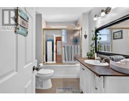 20 Hells Hill Pond Road thumbnail 40