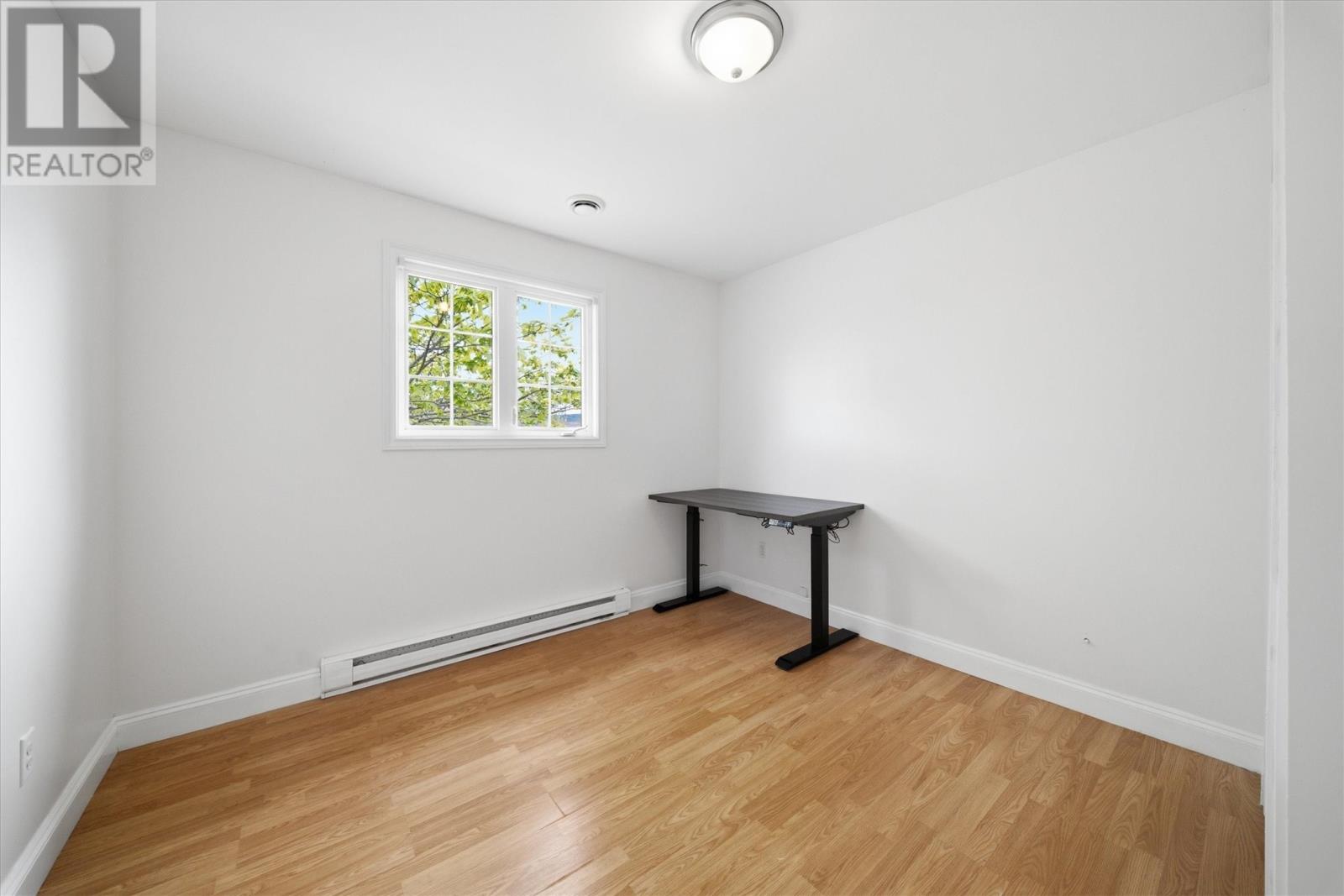 44 Grieve Street - 17