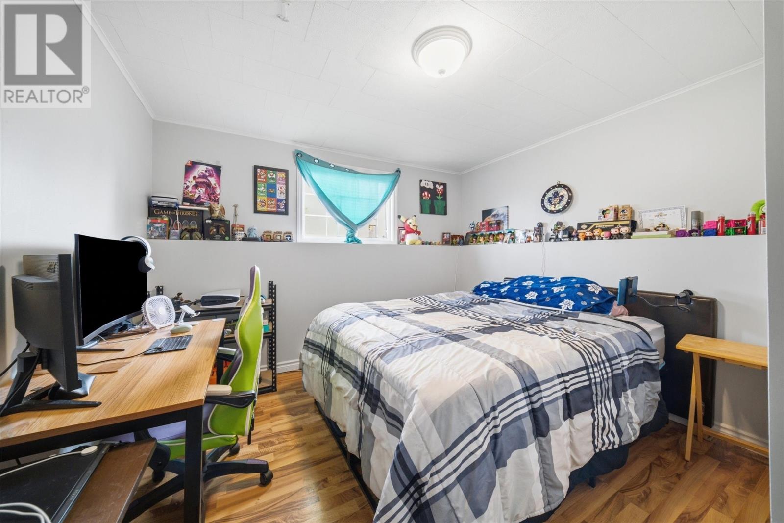 44 Grieve Street - 25