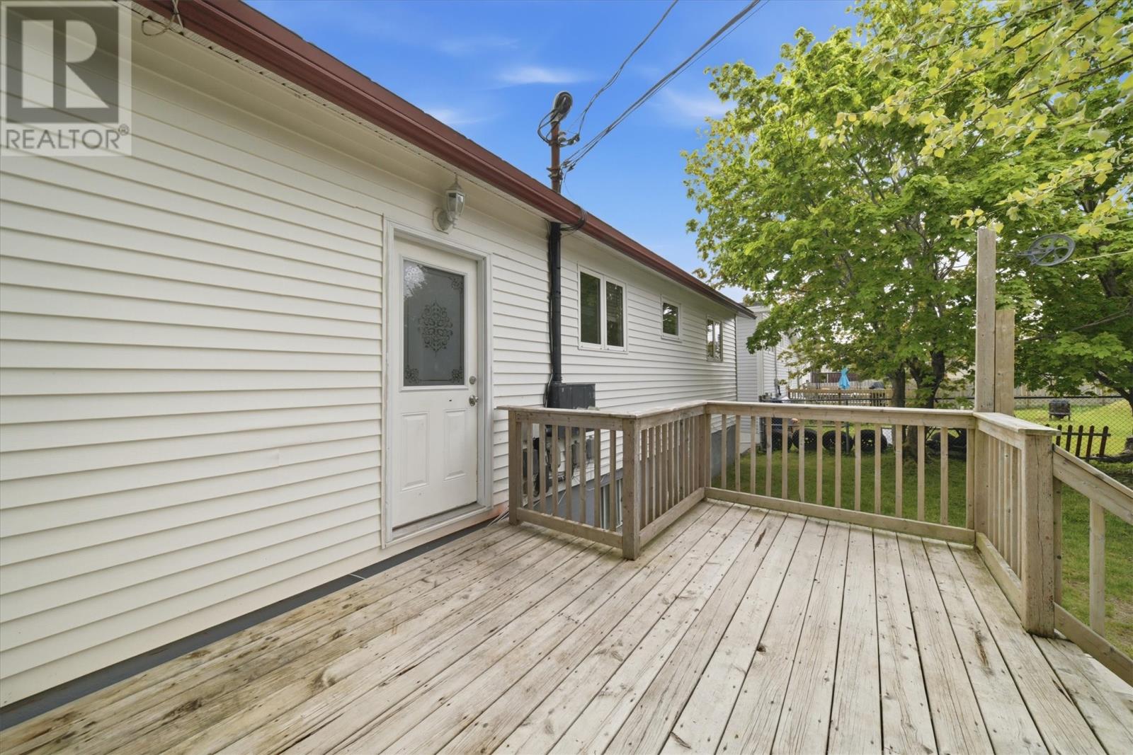 44 Grieve Street - 28