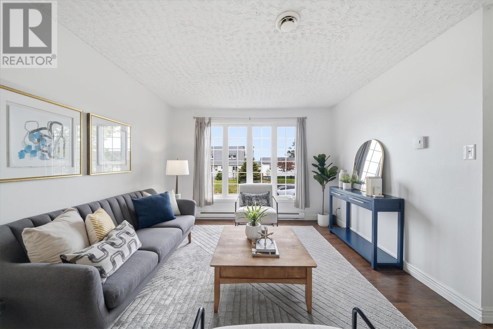 44 Grieve Street - 9