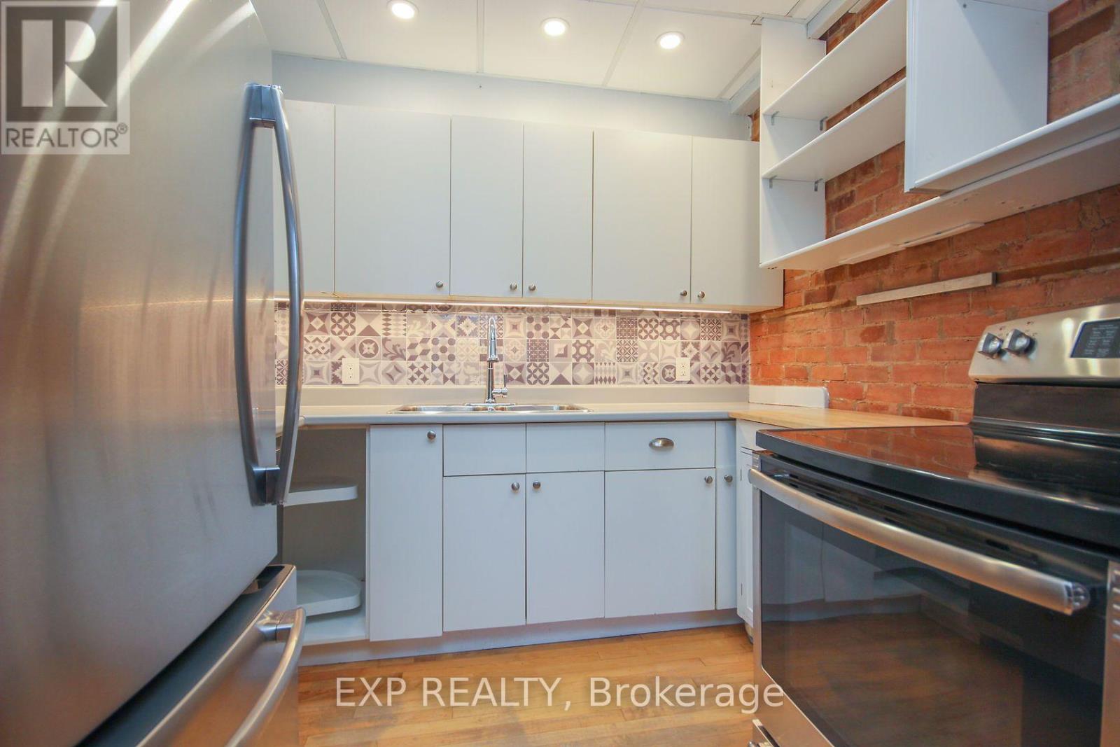114 SWEETLAND AVENUE, Ottawa. Luxury613. By Peter Sagos - Image 13