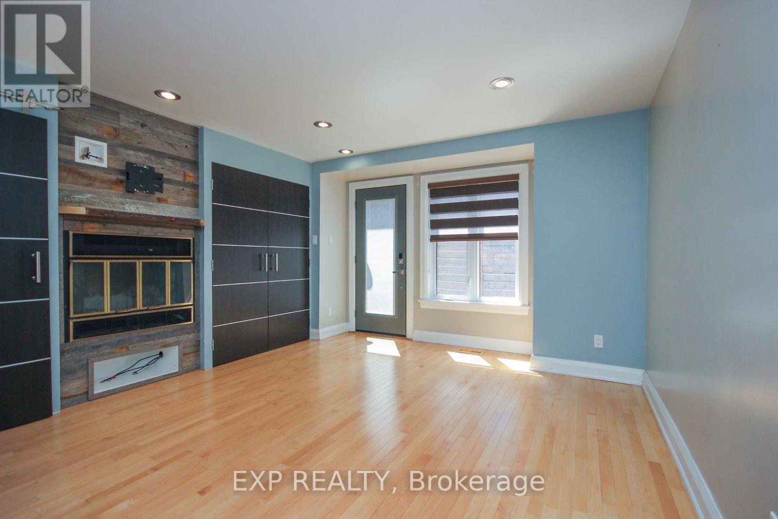 114 SWEETLAND AVENUE, Ottawa. Luxury613. By Peter Sagos - Image 7