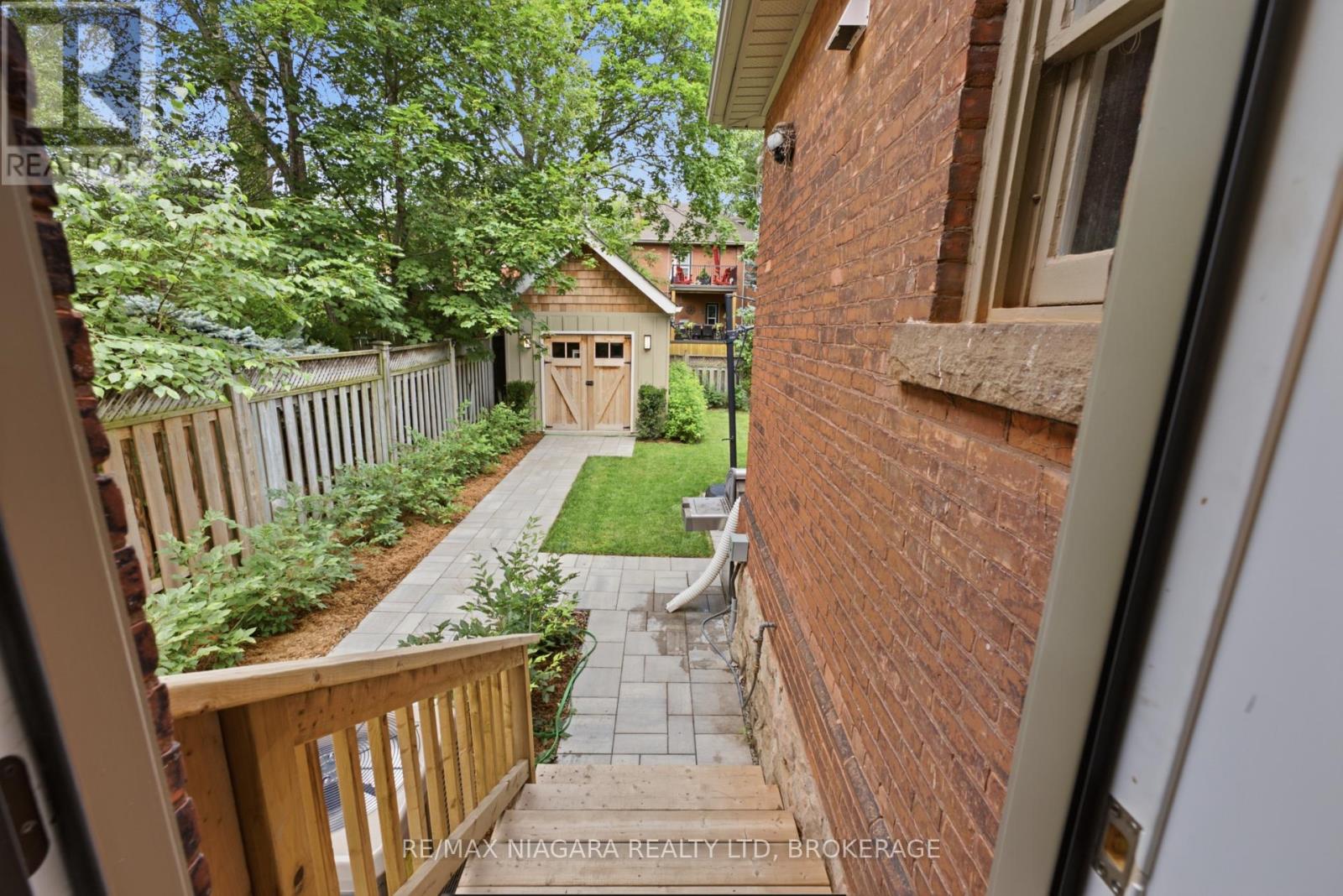 2 COTTAGE AVENUE - 14