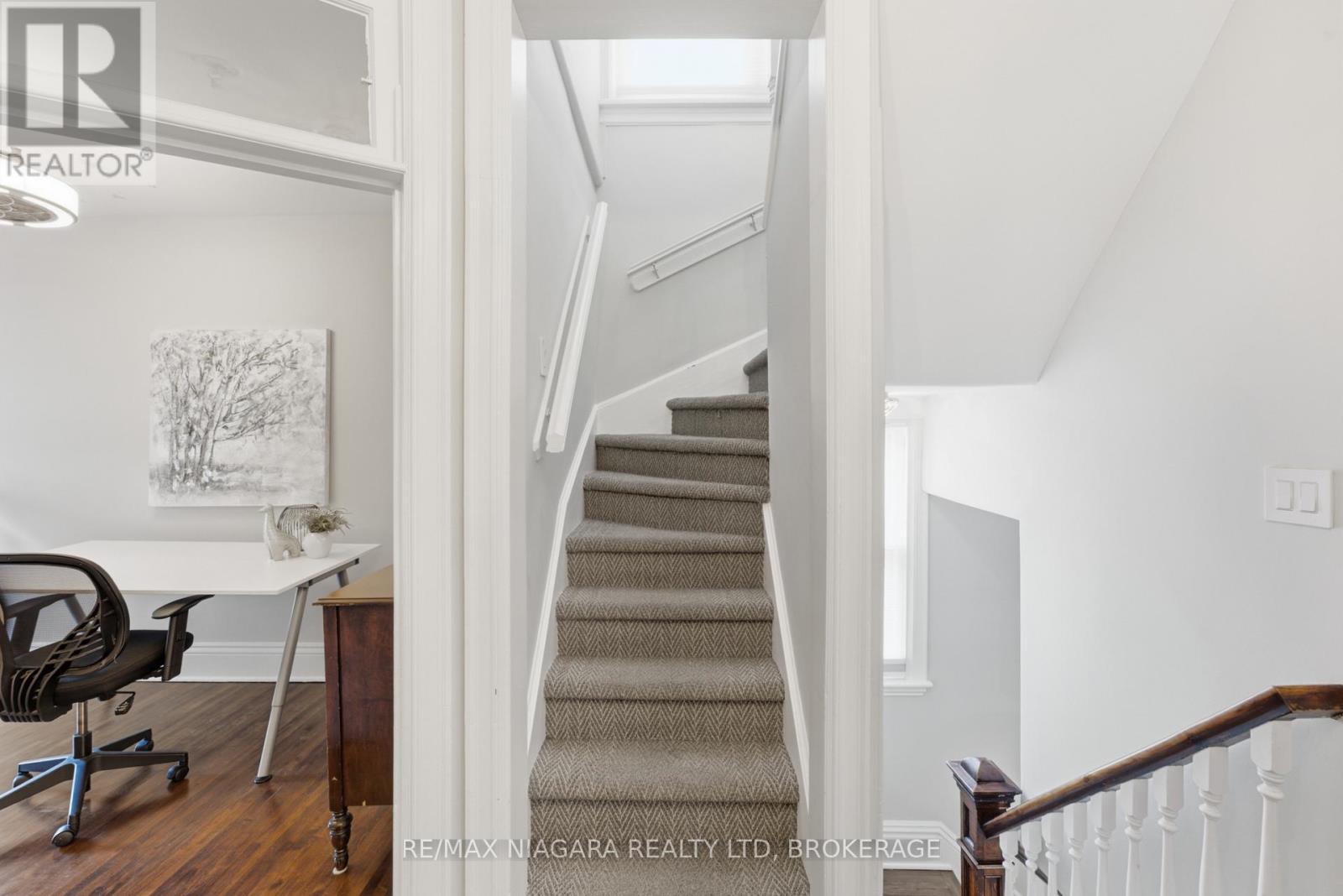 2 COTTAGE AVENUE - 25