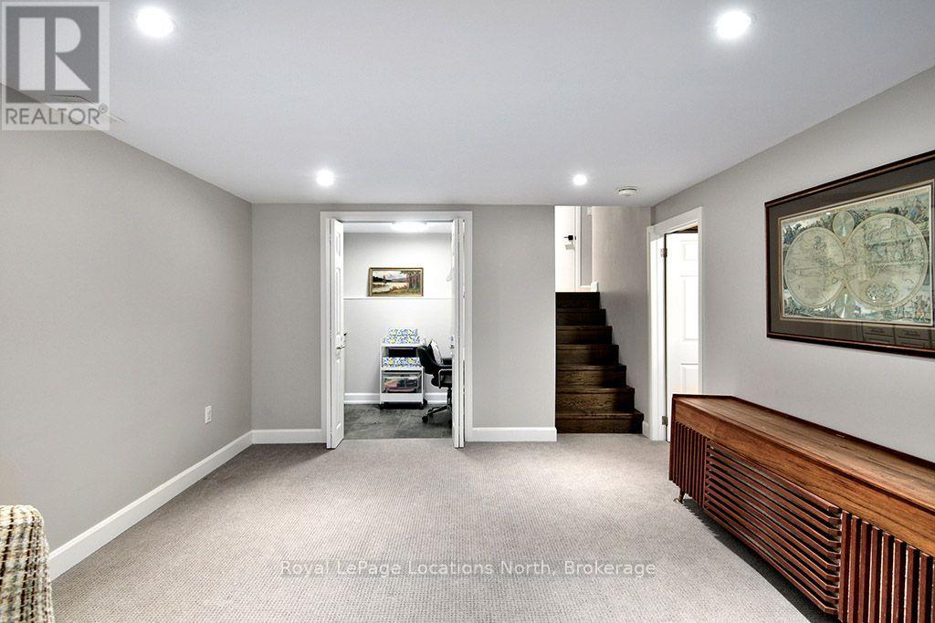 194 MONTGOMERY STREET - 21