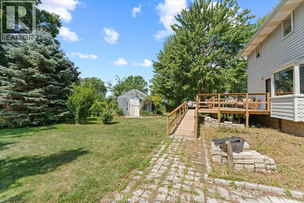 241 EDWARD ROAD photo 4