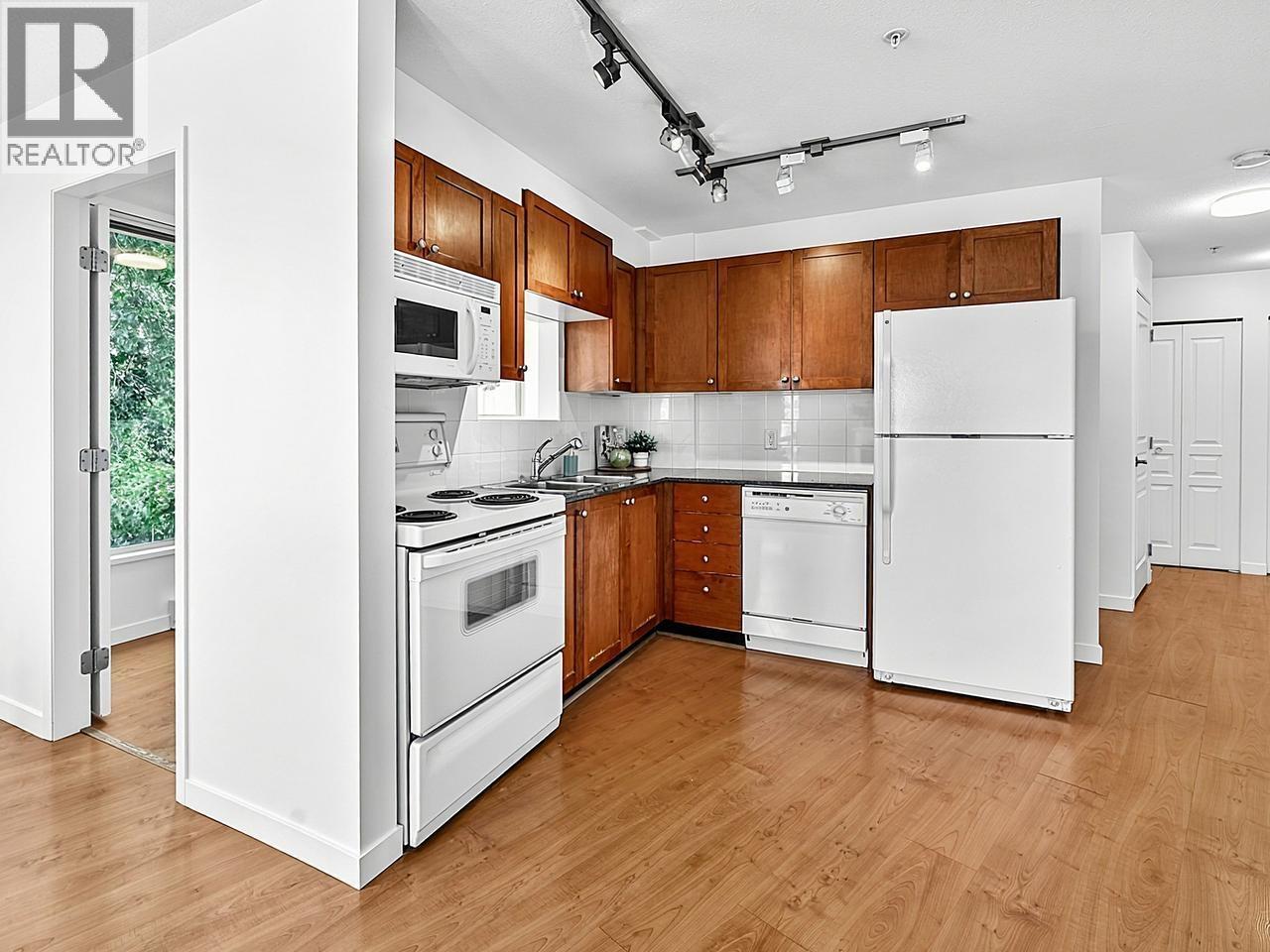 1 Bed, 1 Bath Apartment for Sale in Vancouver – 309 3089 OAK STREET, Vancouver – MLS# R3146006 - Image 7