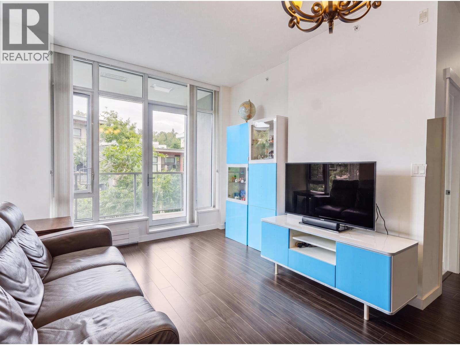 2 Bed, 1 Bath Apartment for Sale in Vancouver – 301 3168 RIVERWALK AVENUE, Vancouver – MLS# R3146041 - Image 9