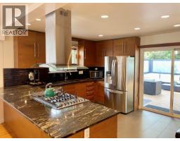 2549 Bendale Road, North Vancouver, BC V7H1G6 Photo 11