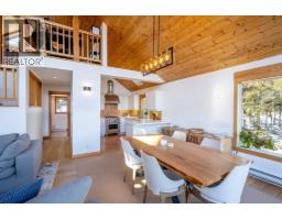 8373 Mountain View Drive, Whistler, BC V8E0G3 Photo 6