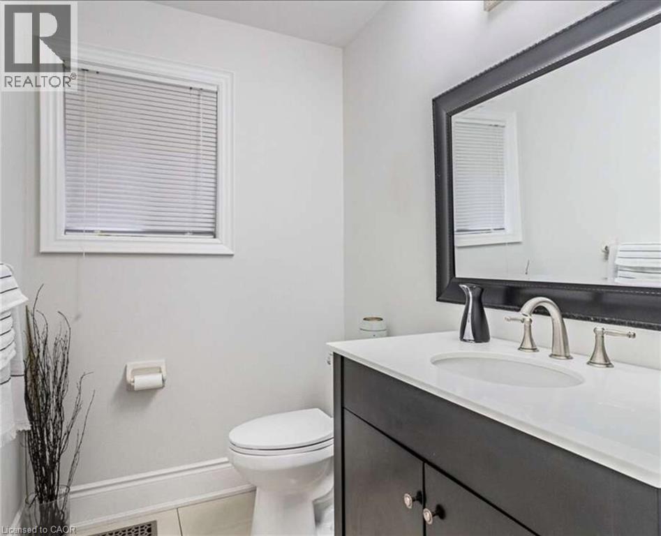 3562 AQUINAS Avenue - 3