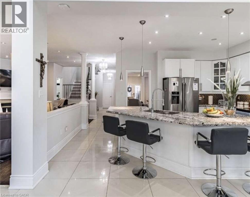 3562 AQUINAS Avenue - 4