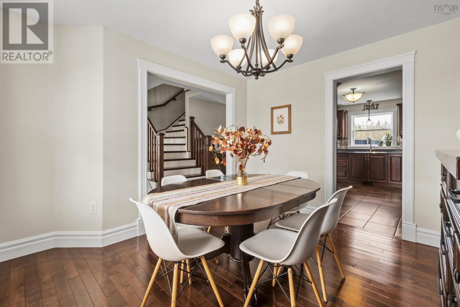 19 Acorn Avenue - 16