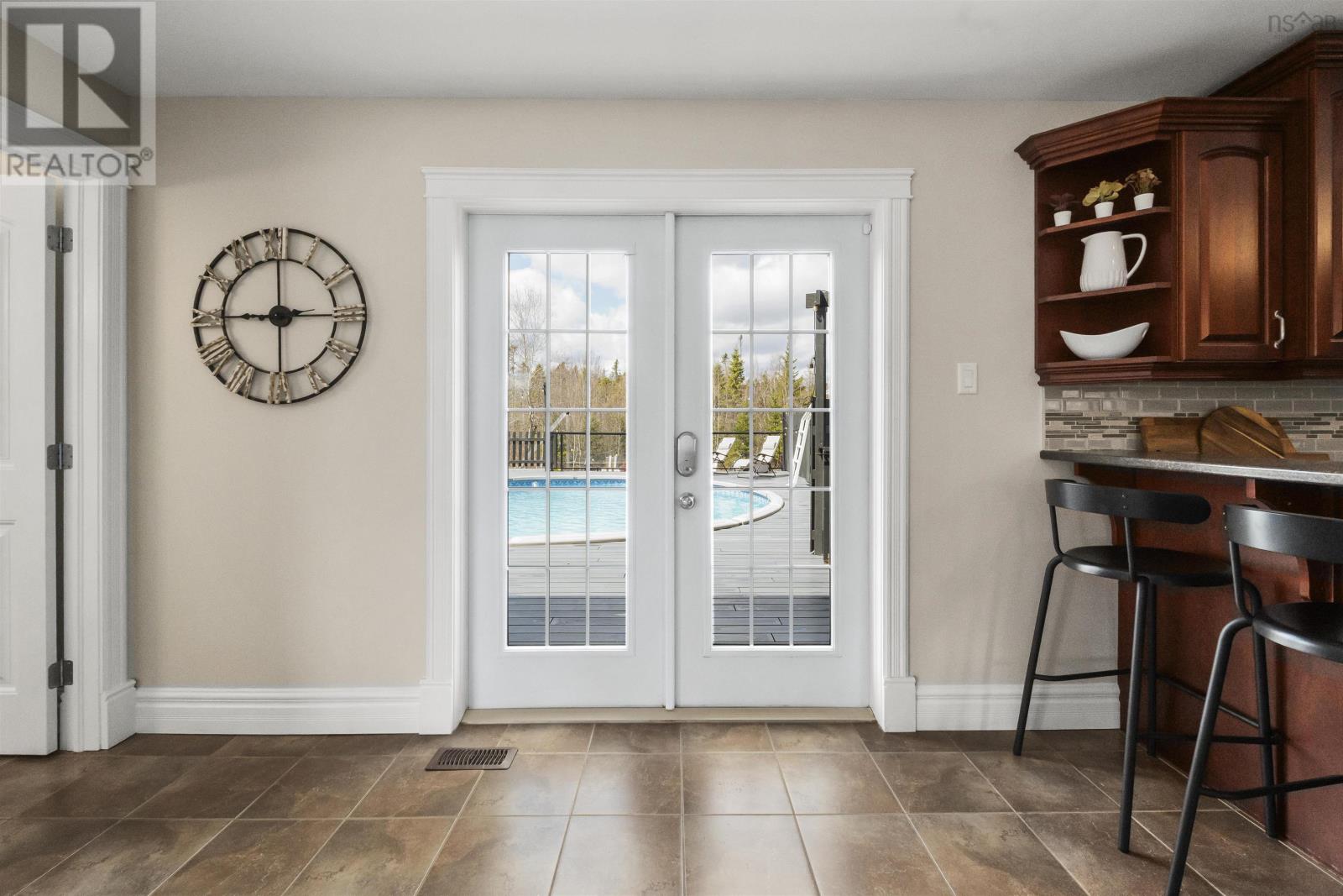 19 Acorn Avenue - 13