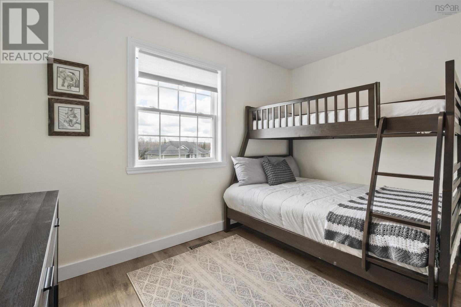 19 Acorn Avenue - 27
