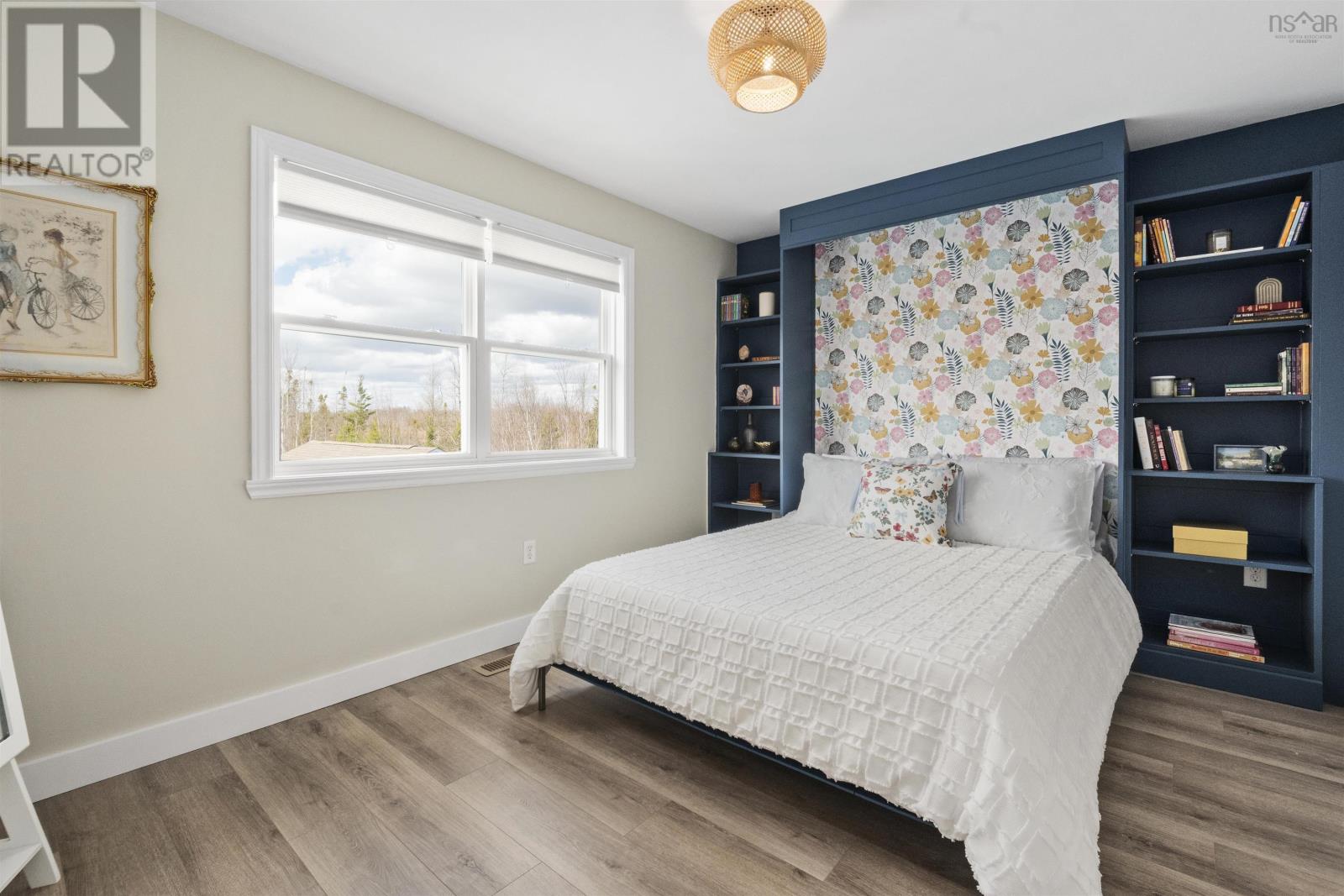 19 Acorn Avenue - 25