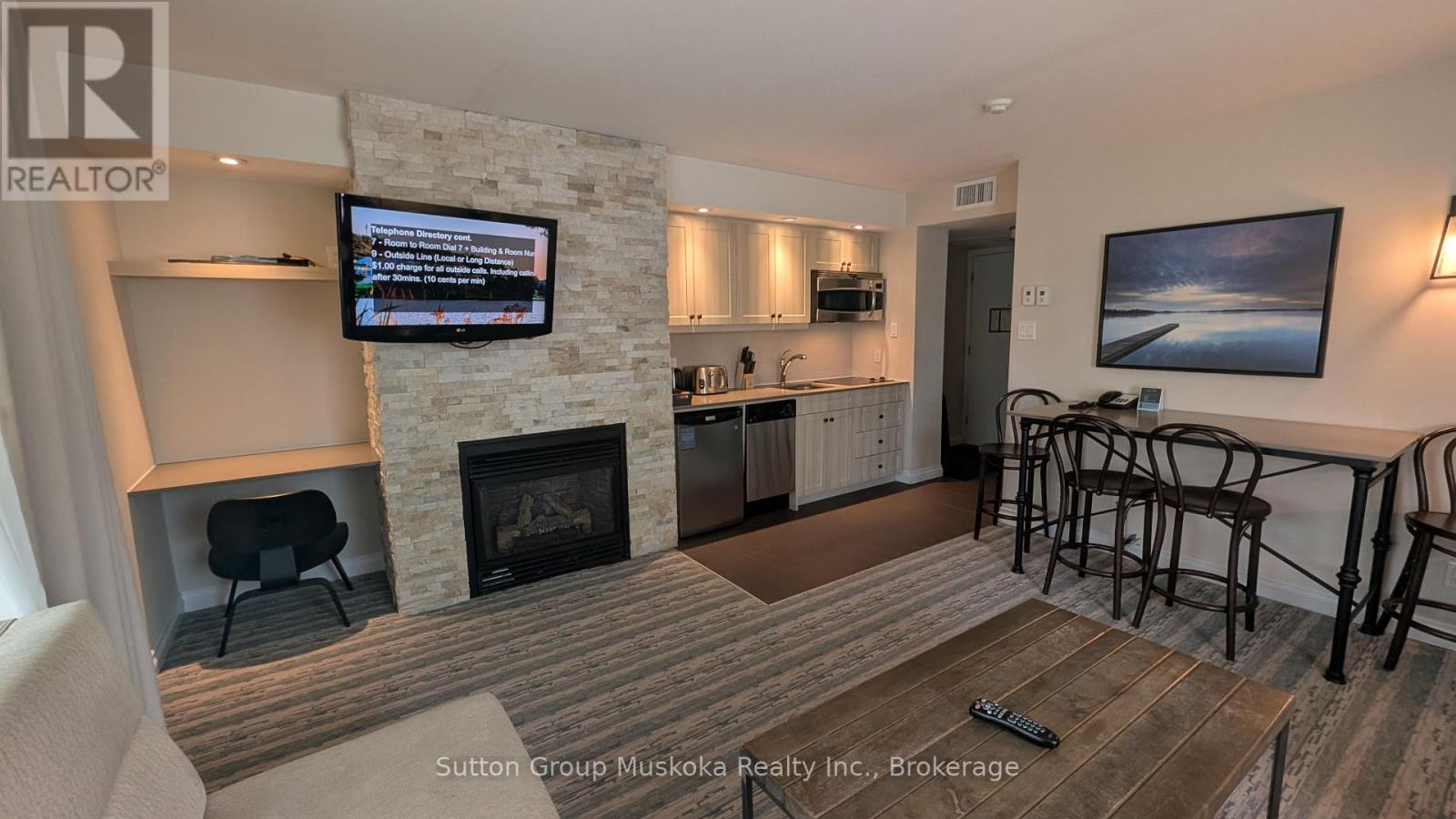#54-203 54-203 DEERHURST DRIVE - 6