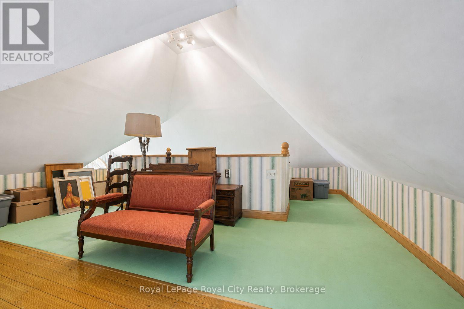5 WEST STREET - 32