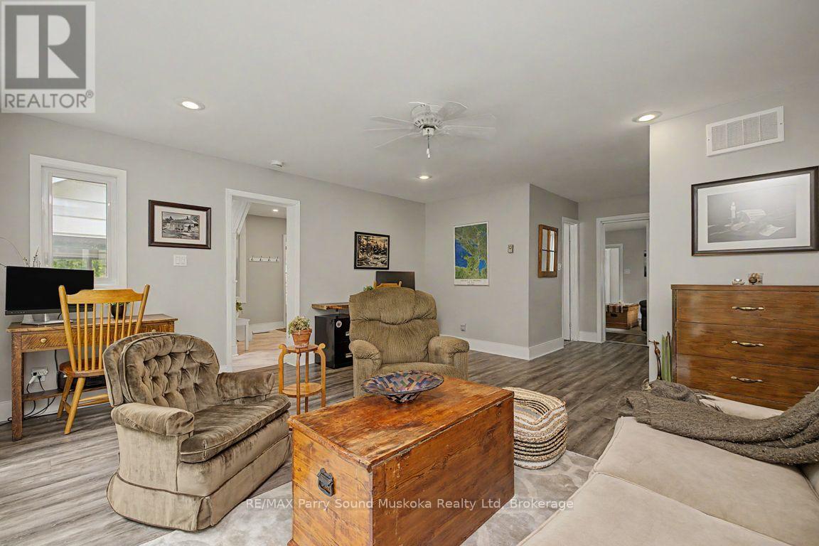 6 PROSPECT STREET - 18