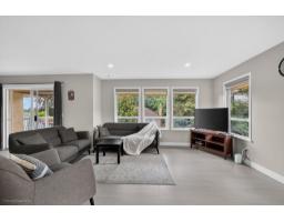 9416 163a Street, Surrey, BC V4N3C7 Photo 13