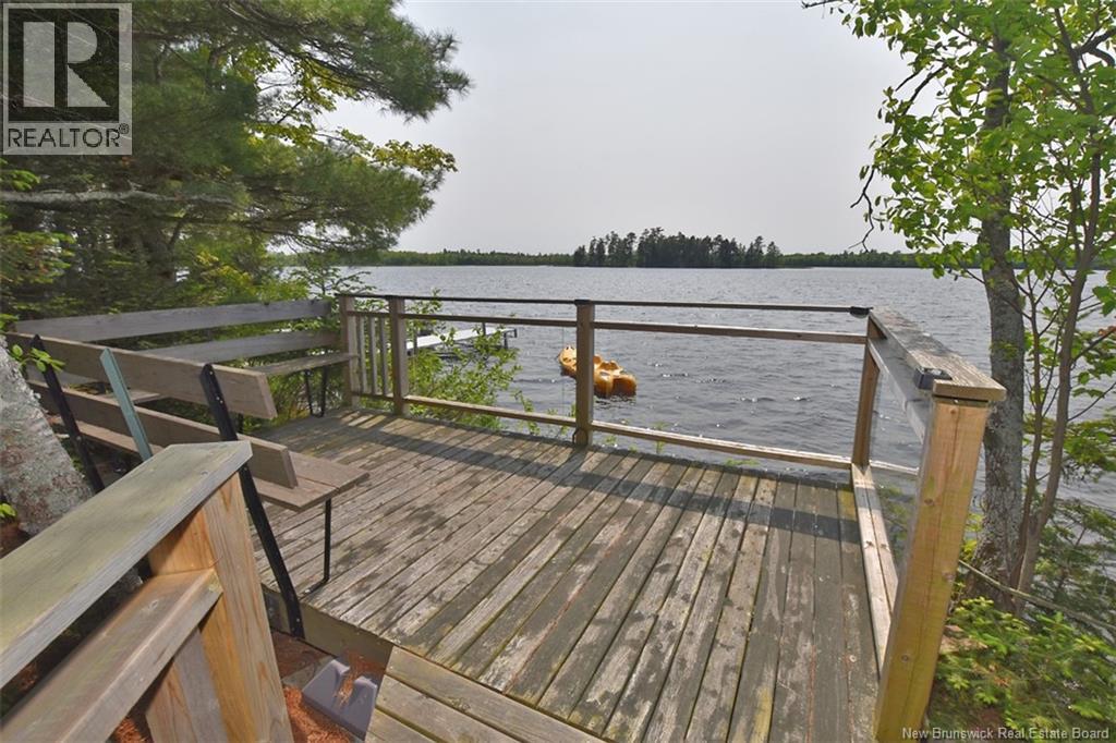 B Island , Harvey Lake - Image 29
