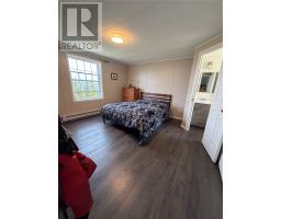 36 Main Road thumbnail 12