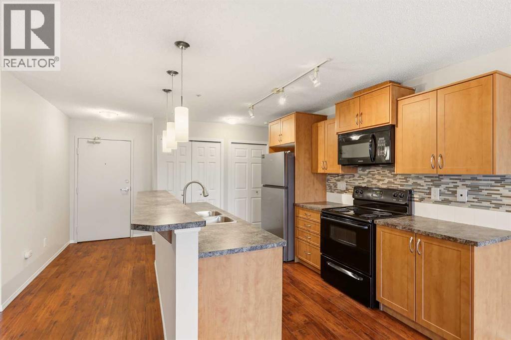 #2323 700 Willowbrook Road NW - 2