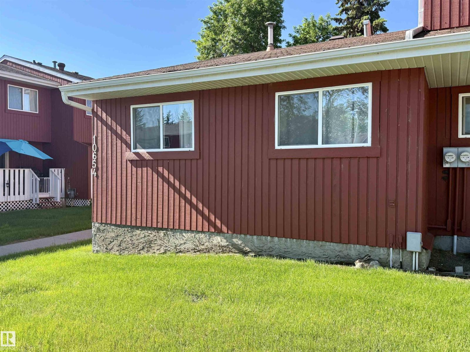 10654 BEAUMARIS RD NW - 5