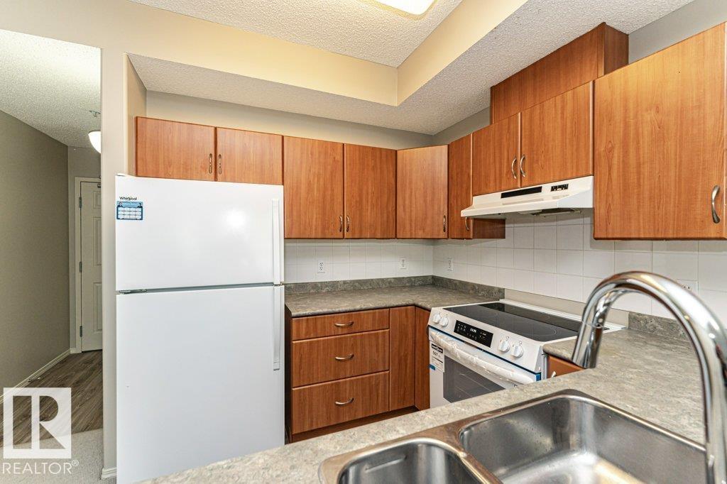 #302 11103 84 AV NW - 11
