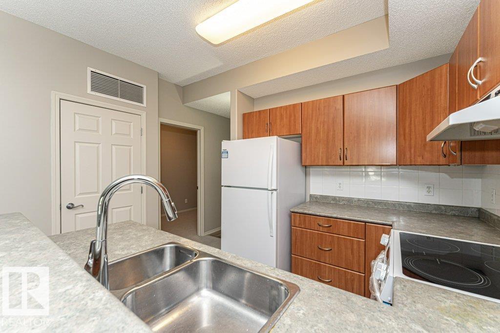 #302 11103 84 AV NW - 14