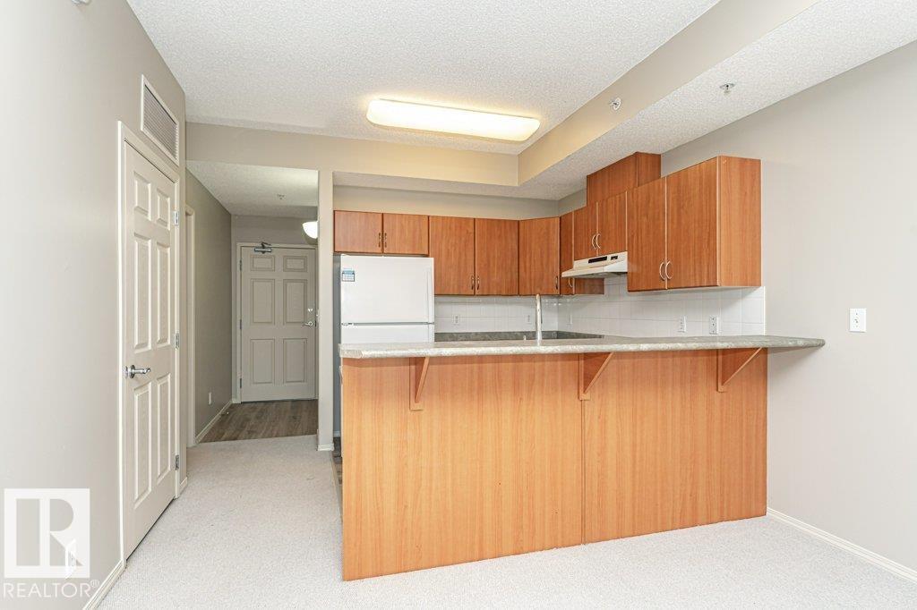 #302 11103 84 AV NW - 15