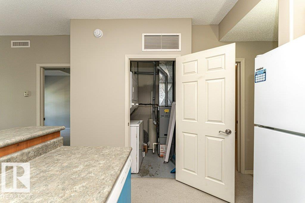 #302 11103 84 AV NW - 25