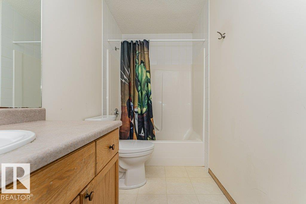 #15 901 NORMANDY DR - 18